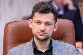 Дмитро Дубілет
