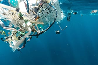 Ocean plastic pollution an overview: data and statistics