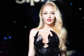 Оля Полякова
