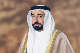 الشيخ سلطان بن محمد القاسمي: حياته وإنجازاته