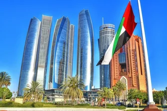 دليلك الشامل للعطلات السنوية والمناسبات الوطنية في الإمارات