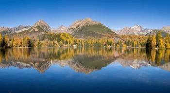 Starbské Pleso na jeseň