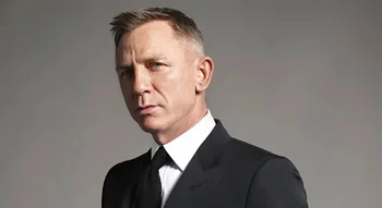 Daniel Craig