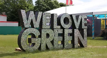 Installation artistique au festival We Love Green.