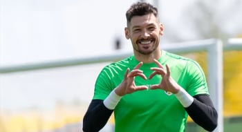 Денис Бойко: біографія, статистика виступів