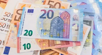 Euro měna