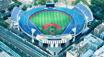 横浜スタジアム