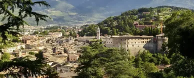 Rovereto si trova a sud di Trento Rovereto Trento