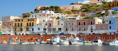 Porto dell'isola di Ponza Porto di Ponza