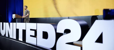 Президент України Володимир Зеленський і державний проект - UNITED24