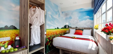 Отель Hotel Clover The Arts 