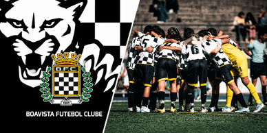 Logótipo da pantera do Boavista e jovens jogadores