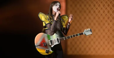 Esibizione Lucio Corsi Eurovision 2025 Esibizione Lucio Corsi Eurovision