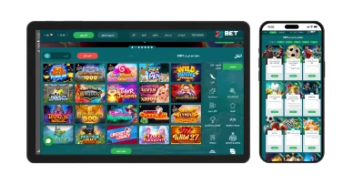 شاشتا جهاز لوحي وهاتف ذكي لمنصة 22Bet باللغة العربية؛ يبرز اللوحي شبكة واسعة من ألعاب الكازينو والسلوتس، بينما يعرض الهاتف الذكي خيارات المراهنات الرياضية والفعاليات المتنوعة
