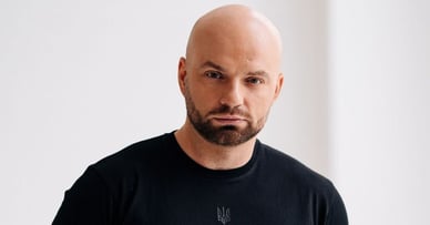 Ведучий, шоумен і блогер Слава Дьомін