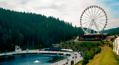 О. Молодості