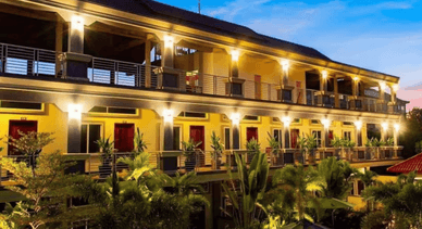 Отель The Garden Park by Lucky Courtyard