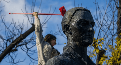 Студенти помили Сковороду