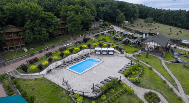 Туристично-ресторанний комплекс «Услад»