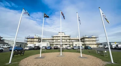 Budova letiska Brighton Shoreham v štýle art deco