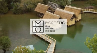 Morostig: hiša narave in kolišč