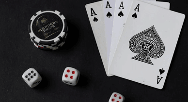 παιχνίδια με κάρτες σε online καζίνο