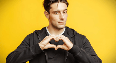 Alexander Eder (Sänger)