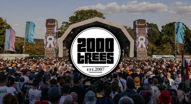2000 trees logo