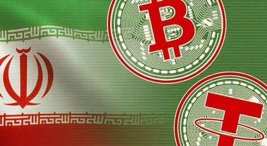 العملات الرقمية في إيران (Cryptocurrency in Iran): علم إيران يندمج مع رموز عملتي البيتكوين والتيثر الرقمية المصممة كلوحات دوائر إلكترونية.