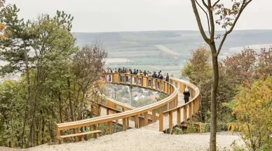 20 méter magas Boldog Mór kilátótorony Pannonhalma Arborétum