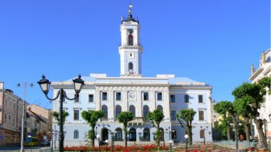 Чернівецька Ратуша