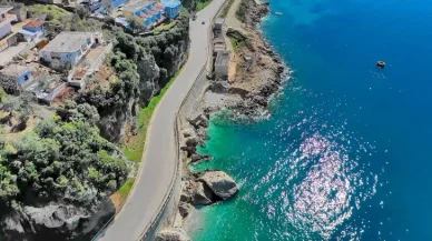 Utsikt över havet från ovan, staden Vlorë