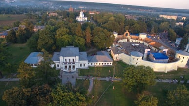 Місто Тростянець