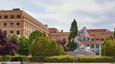 Universidad Complutense de Madrid Universidad Complutense de Madrid