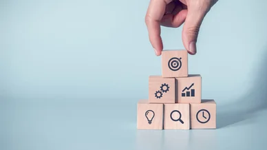 Illustration de la stratégie d’entreprise avec la Présentation des pôles de compétitivité.