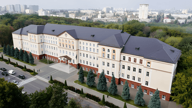 Навчальний корпус №3 Національного університету біоресурсів і природокористування України (НУБіП), що розташований у Києві