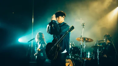 バンド「Sakanaction」の言語 このバンドが歌っている言語