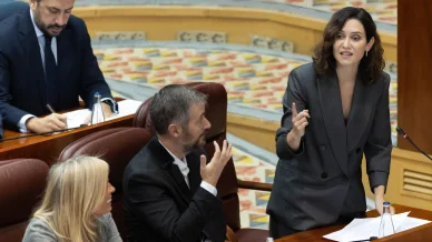 Isabel Díaz Ayuso interviene en el pleno de la Asamblea de Madrid