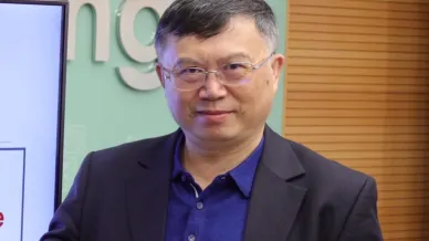 Professor Yuguo Li Universidade de Hong Kong
