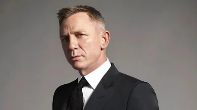 Daniel Craig