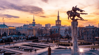 Скульптурний комплекс Манас, Бішкек