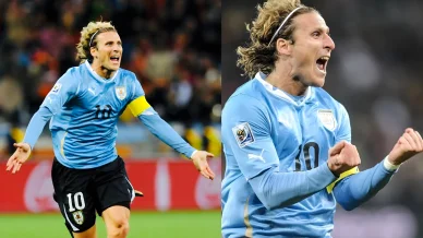 Diego Forlán capitán de Uruguay Forlán festejando con la celeste