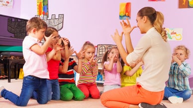 Вихователь