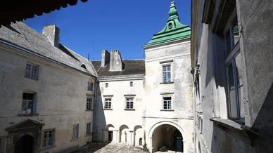 Олеський замок