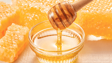 Три Спаси: історія