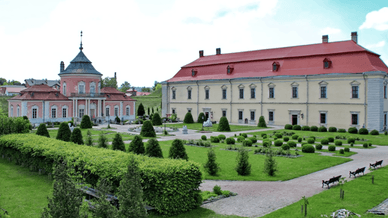 Золочівський замок, збудований у XVII столітті