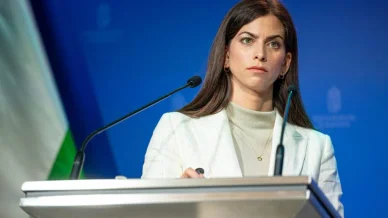 szentkirályi alexandra korábbi tisztségek