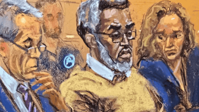 Судовий ескіз репера Шона Комбса, який сидить за столом захисту