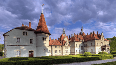 Палац Шенборнів