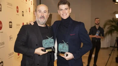 Miguel Bernardeau recibe Premios MiM Series